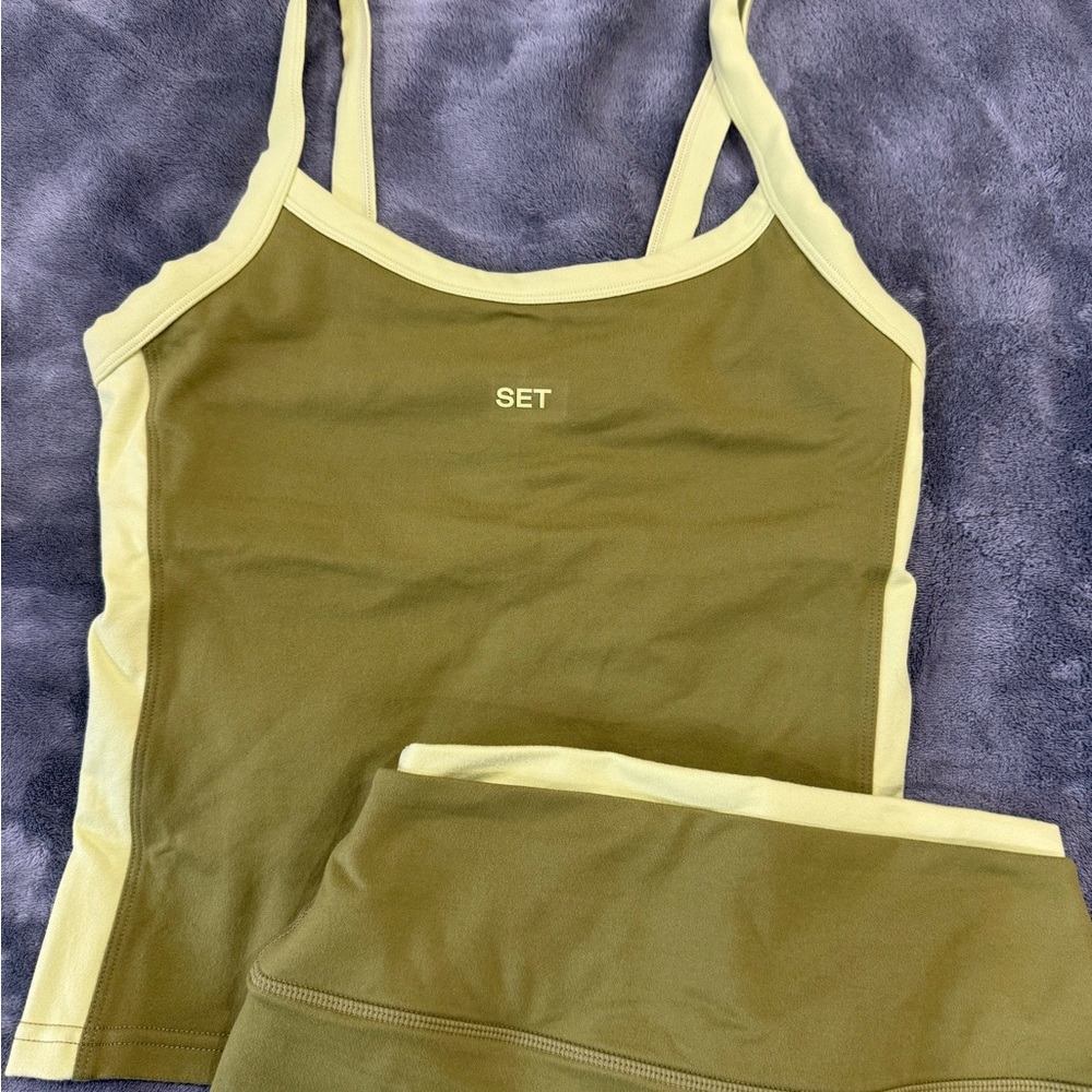 Set Active - Picture 2 of 4